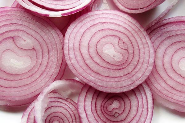 Sliced onions