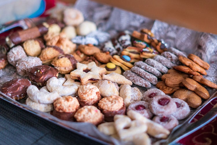 A platter of cookies 